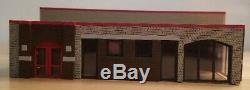 1/87 scale HO scale fire station kit four bays front and back. Removable roof