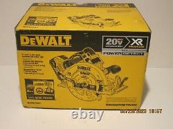 DeWalt DCS574W1 20V MAX XR Li-Ion 7-1/4 in. Cordless Circular Saw Kit (8 Ah)